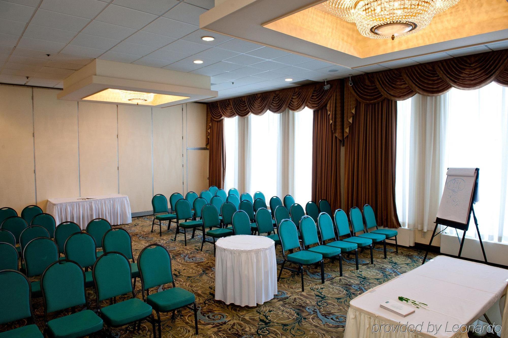 Holiday Inn Philadelphia-Stadium Съоръжения снимка